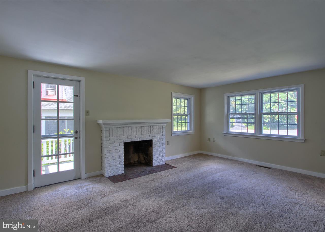 2323 Rudy Road Harrisburg, PA 17104 - Photo 5 of 22 Gallery Image 5