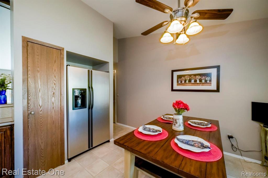 2229 Flanders Drive Rochester Hills, MI 48307 - Photo 12 of 34