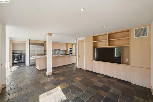 $1,995,000 | 319 Tappan Terrace, Orinda, CA 94563