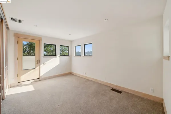 $1,995,000 | 319 Tappan Terrace, Orinda, CA 94563