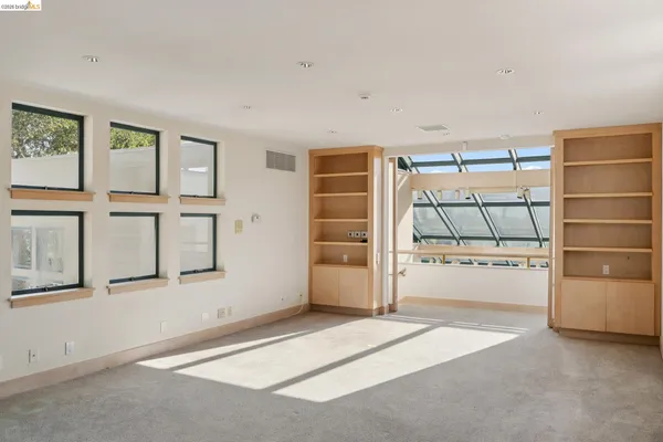 $1,995,000 | 319 Tappan Terrace, Orinda, CA 94563