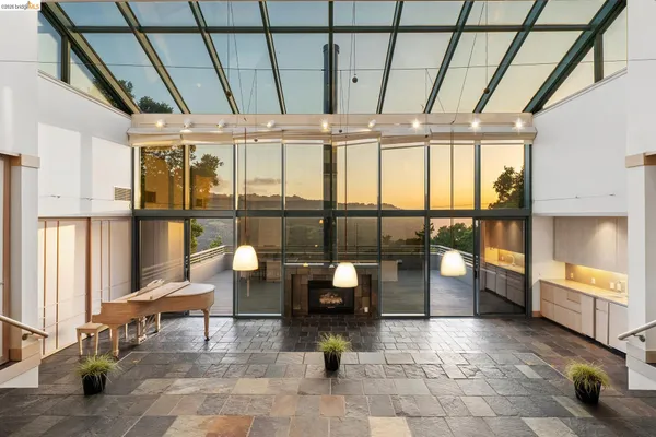 $1,995,000 | 319 Tappan Terrace, Orinda, CA 94563