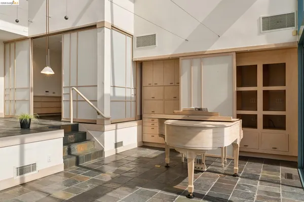 $1,995,000 | 319 Tappan Terrace, Orinda, CA 94563
