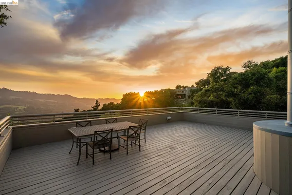 $1,995,000 | 319 Tappan Terrace, Orinda, CA 94563