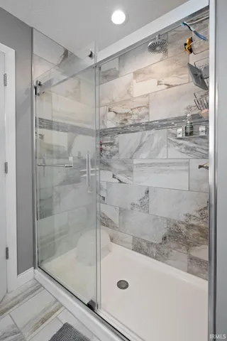 $390,000 | 5601 Sandstone Avenue, Kokomo, IN 46901