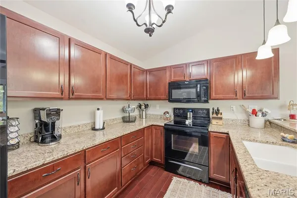 $439,900 | 316 Spring Day Court, Lake St. Louis, MO 63367
