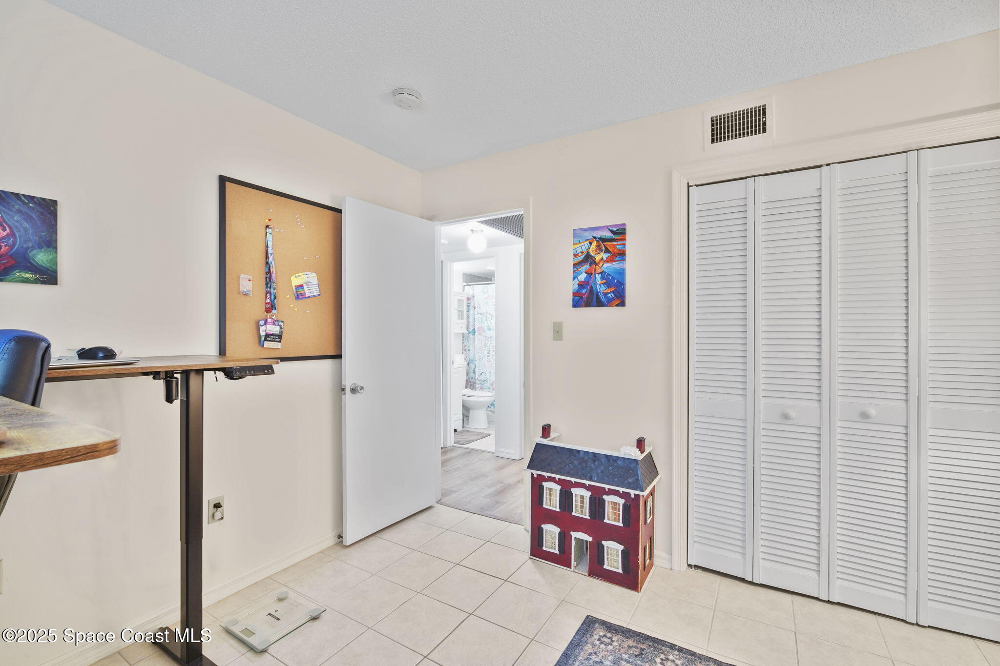 4133 Cedar Creek Circle, Unit 303 Merritt Island, FL 32953 - Photo 17 of 24 17-web-or-mls-CEDAR CREEK_BEDROOM6