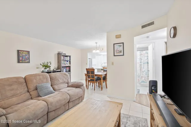 $1,400 | 4133 Cedar Creek Circle, Unit 303, Merritt Island, FL 32953