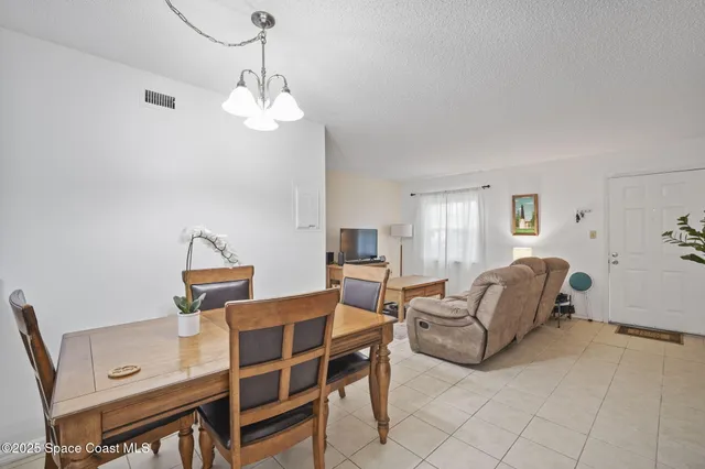 $1,400 | 4133 Cedar Creek Circle, Unit 303, Merritt Island, FL 32953