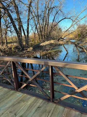 $105,000 | Xxxx Larpenteur Avenue East, St. Paul, MN 55117