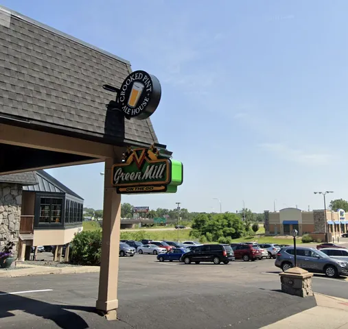 $105,000 | Xxxx Larpenteur Avenue East, St. Paul, MN 55117