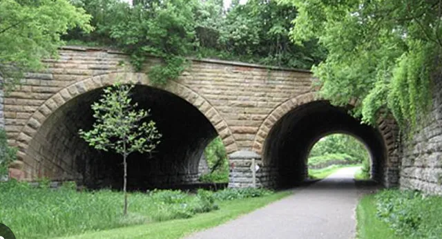 $105,000 | Xxxx Larpenteur Avenue East, St. Paul, MN 55117