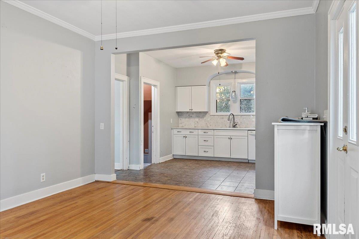 426 West Cook Street Springfield, IL 62704 - Photo 9 of 36