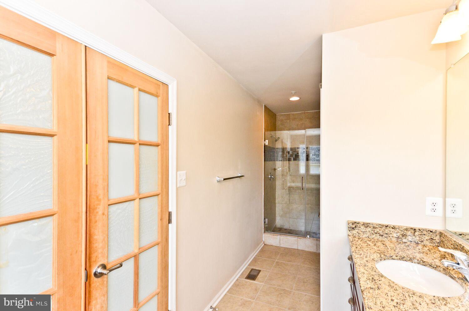 2719 Amber Crest Road Hanover, MD 21076 - Photo 15 of 30 Bath (Master)