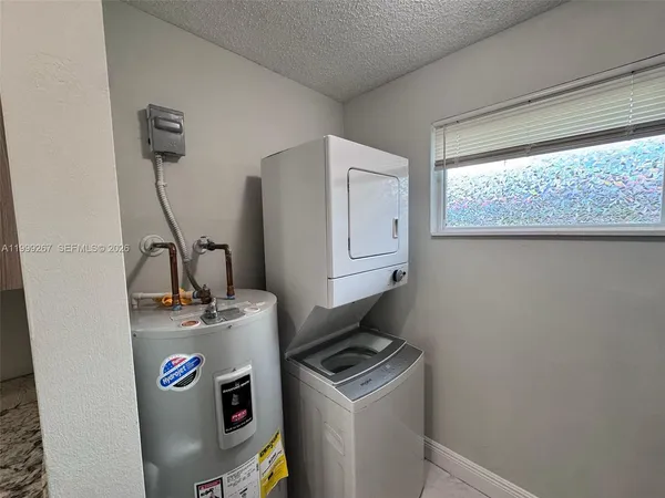 $2,800 | 206 Northwest 5th Avenue, Dania Beach, FL 33004