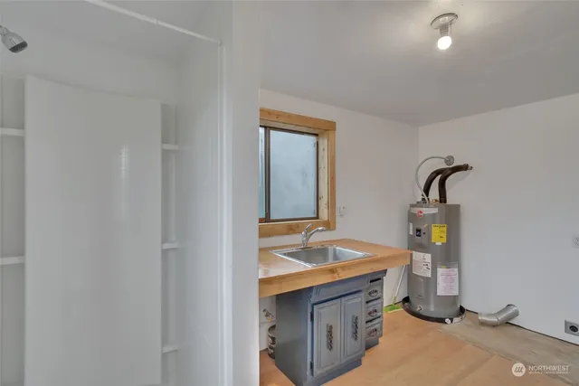 $639,900 | 236 Kehoe Road, Randle, WA 98377