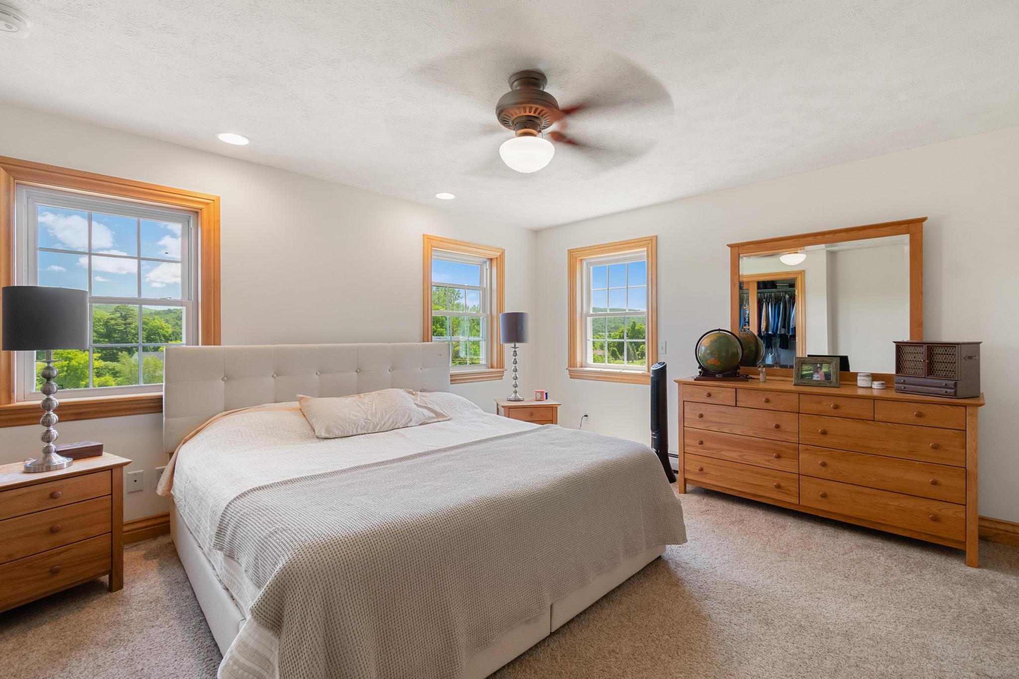 15 Rockledge Road Milton, VT 05468 - Photo 31 of 59