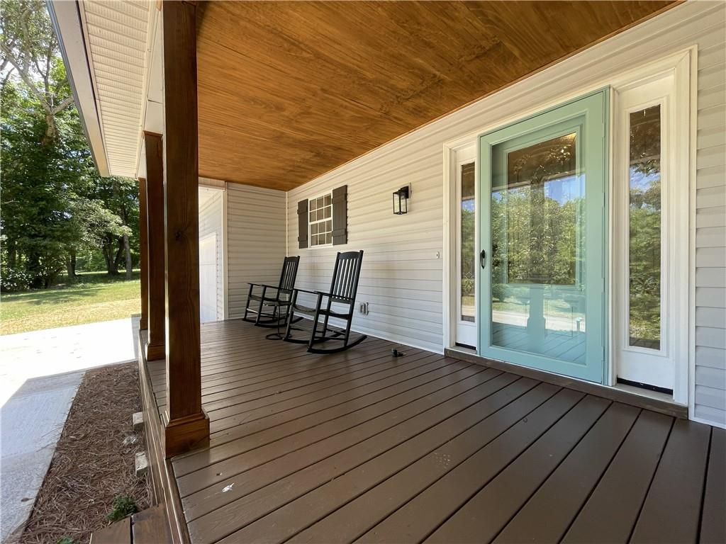 6411 Narramore Way Lula, GA 30554 - Photo 6 of 49