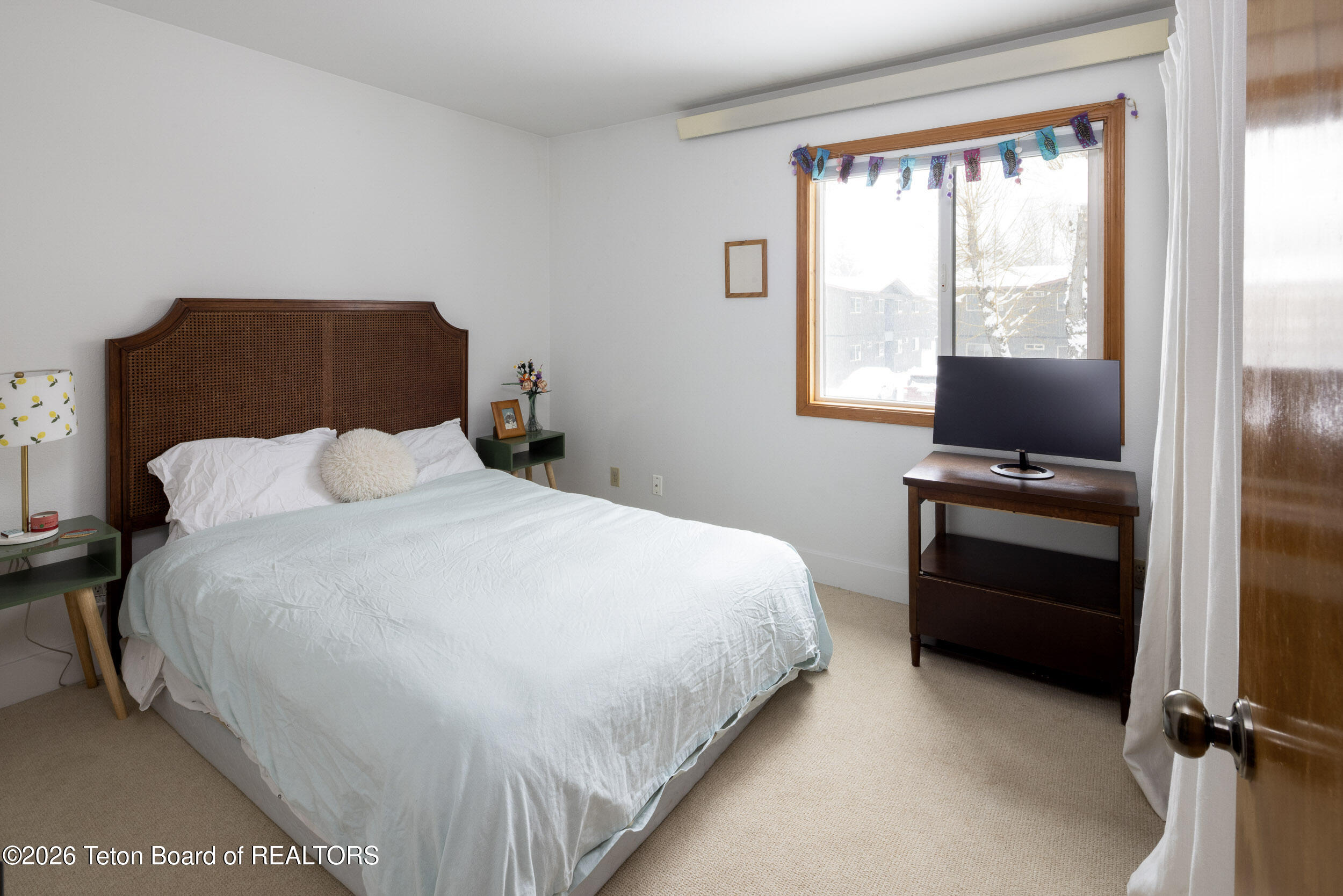 802 Powderhorn Lane, Unit D Jackson, WY 83001 - Photo 14 of 17 guest room