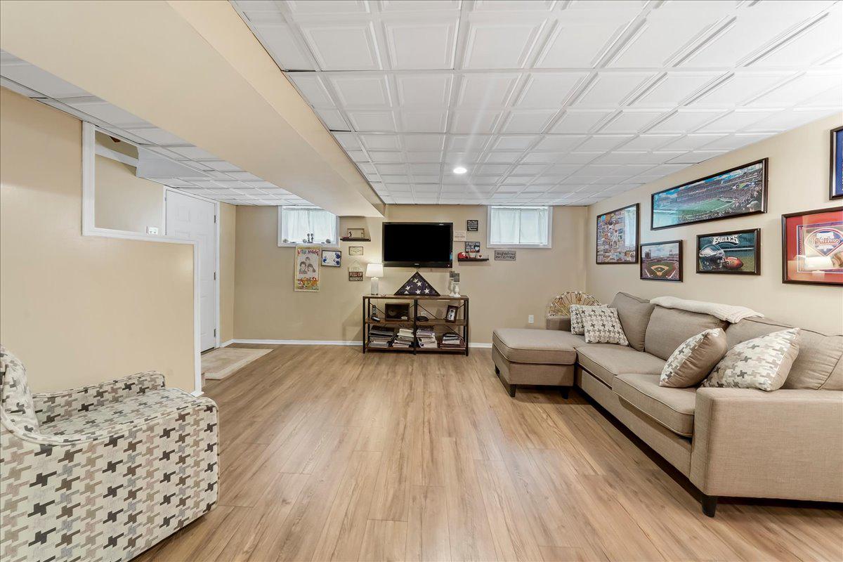 345 Holt Lane Springfield, PA 19064 - Photo 25 of 38 Walkout basement