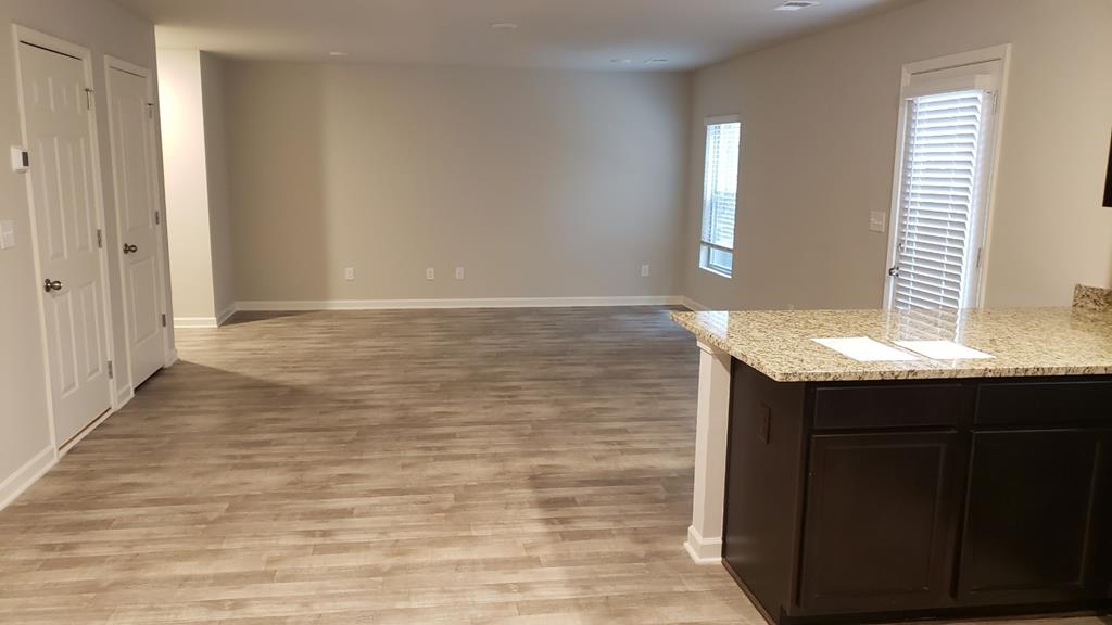 104 Tudor Way Point Senoia, GA 30276 - Photo 5 of 35