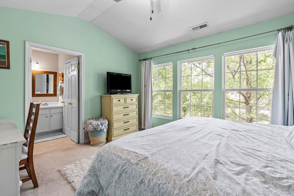 8109 Rhiannon Road Raleigh, NC 27613 - Photo 8 of 11 Photo 8