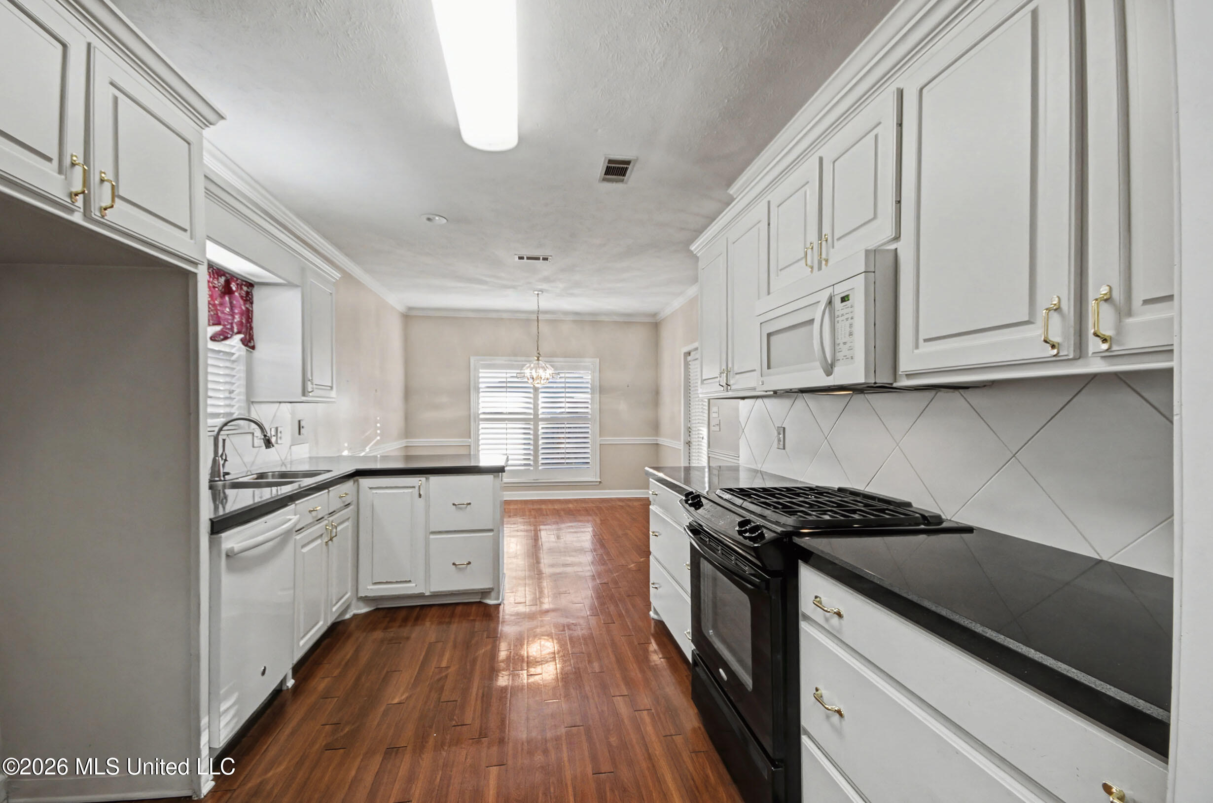 234 Terrace Drive Brandon, MS 39042 - Photo 28 of 29 28_IMGP3678_79_80