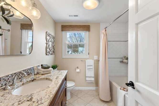 4 Violet Road Billerica, MA 01821 - Photo 26 of 40