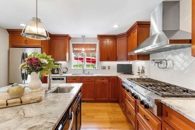 4 Violet Road Billerica, MA 01821 - Photo 4 of 40