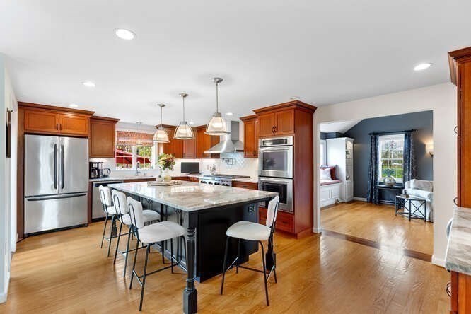 4 Violet Road Billerica, MA 01821 - Photo 7 of 40