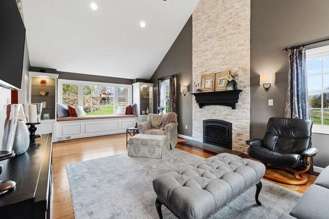4 Violet Road Billerica, MA 01821 - Photo 9 of 40