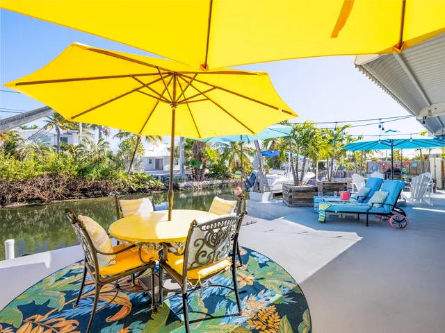$1,399,000 | 1657 Watson Boulevard, Big Pine Key, FL 33043