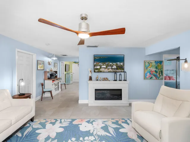 $1,399,000 | 1657 Watson Boulevard, Big Pine Key, FL 33043