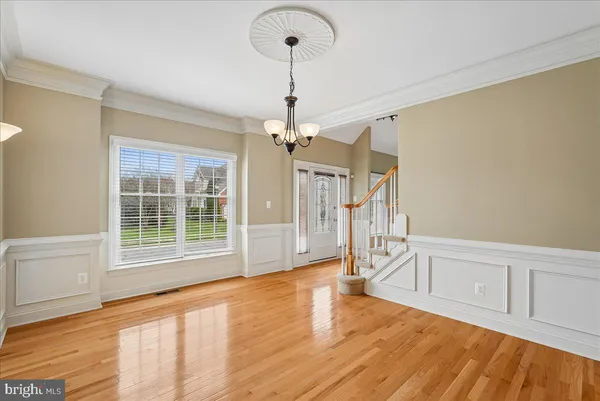 $890,000 | 22835 Quante Square, Ashburn, VA 20148