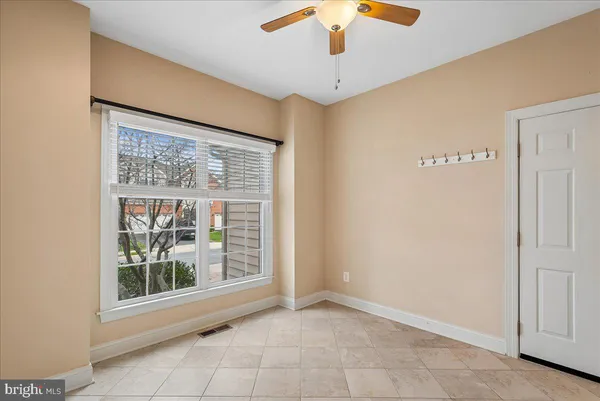$890,000 | 22835 Quante Square, Ashburn, VA 20148