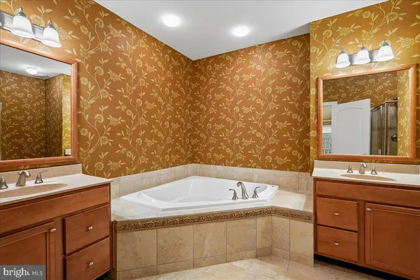 $890,000 | 22835 Quante Square, Ashburn, VA 20148