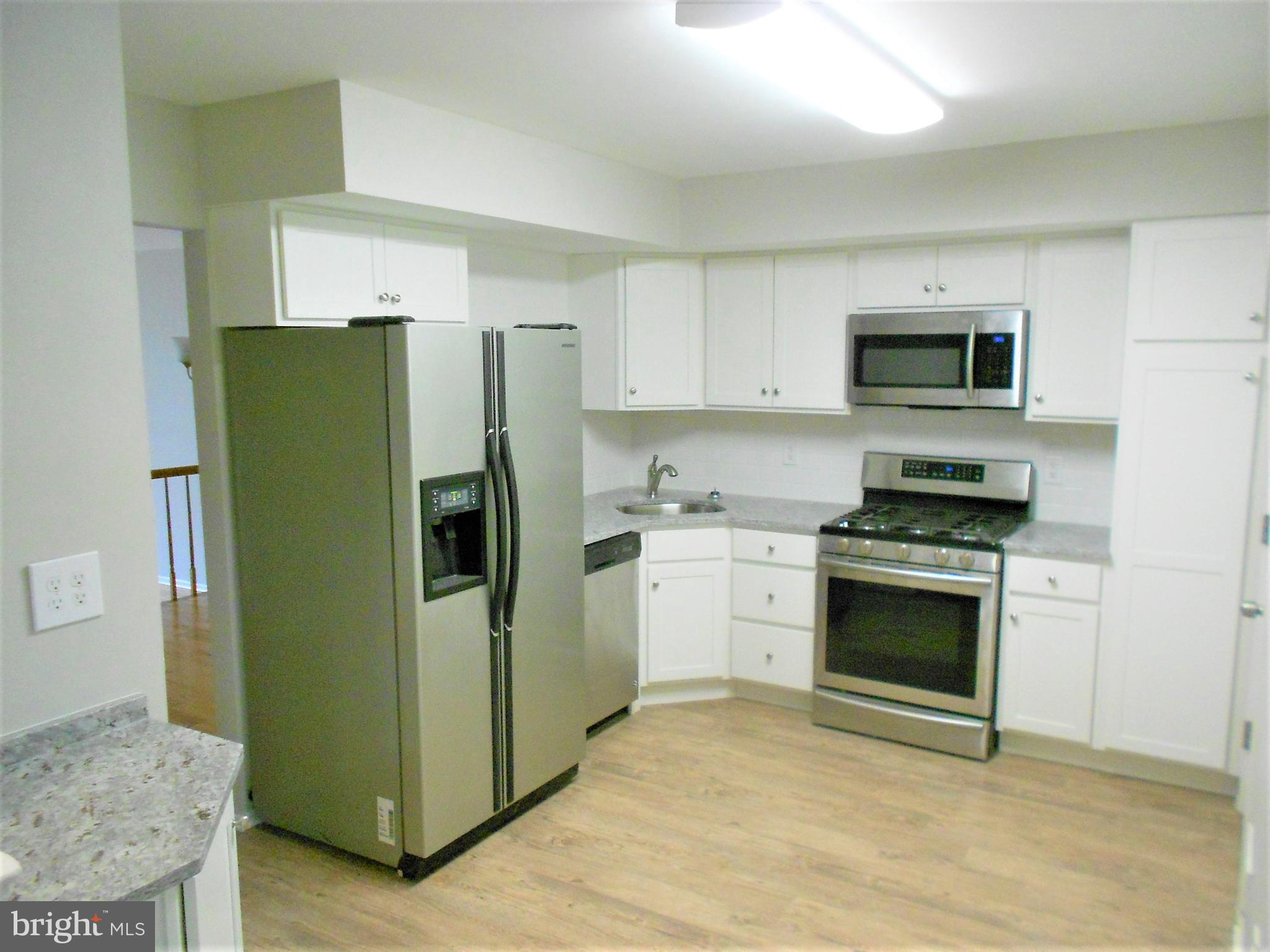 404 Marten Road Princeton, NJ 08540 - Photo 3 of 23