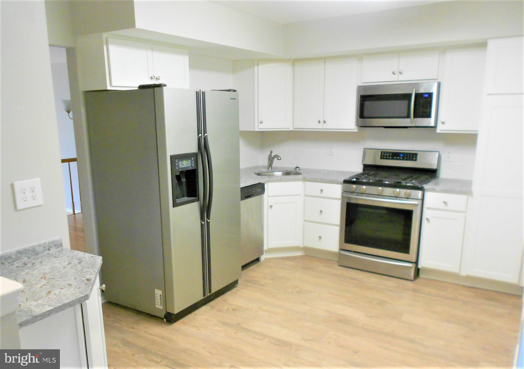 404 Marten Road Princeton, NJ 08540 - Photo 5 of 23 New Granite tops and cabinets