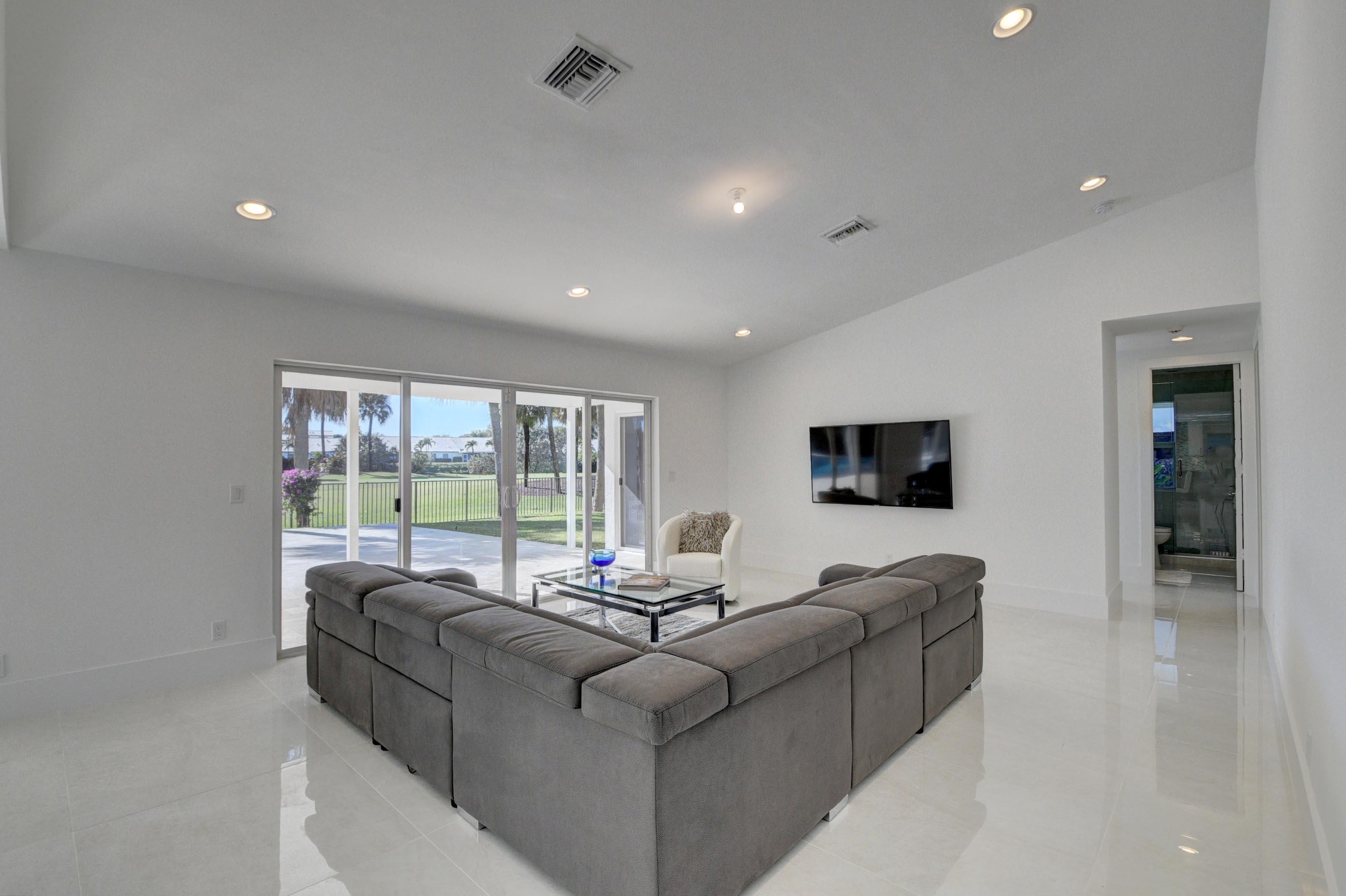 3763 Red Maple Circle Delray Beach, FL 33445 - Photo 10 of 47 DSC_0604_5_6_7_8