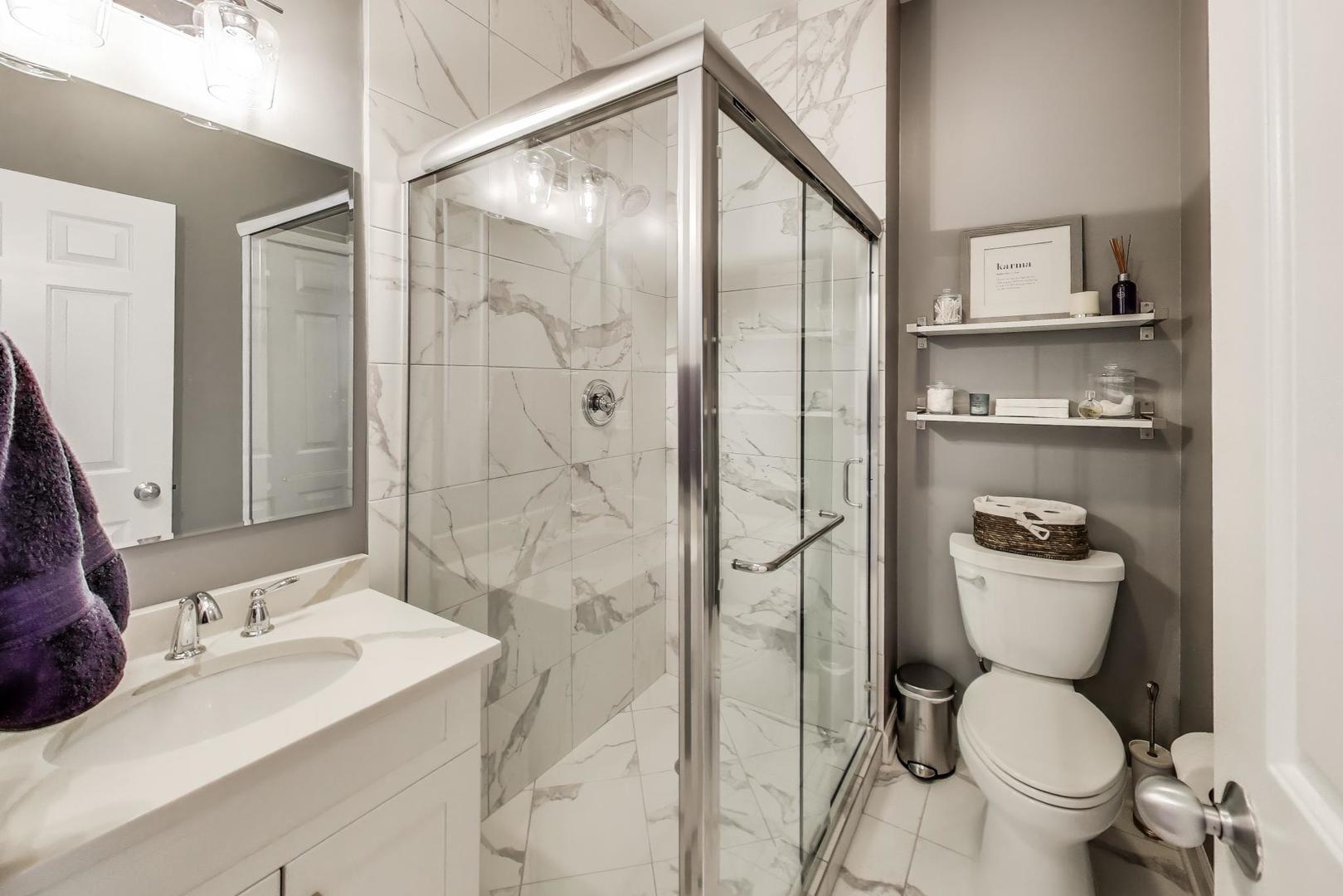 1645 West Addison Street, Unit 1 Chicago, IL 60613 - Photo 20 of 40