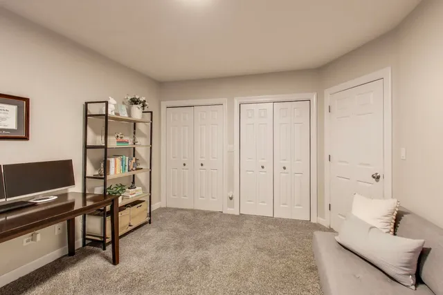 $810,000 | 1645 West Addison Street, Unit 1, Chicago, IL 60613