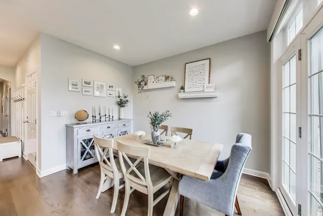 $810,000 | 1645 West Addison Street, Unit 1, Chicago, IL 60613