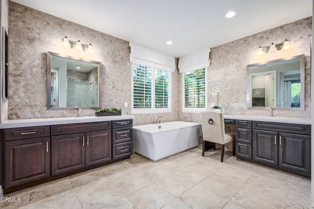 $1,945,000 | 8300 North Mariposa Court, West Hills, CA 91304