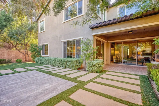 $1,945,000 | 8300 North Mariposa Court, West Hills, CA 91304