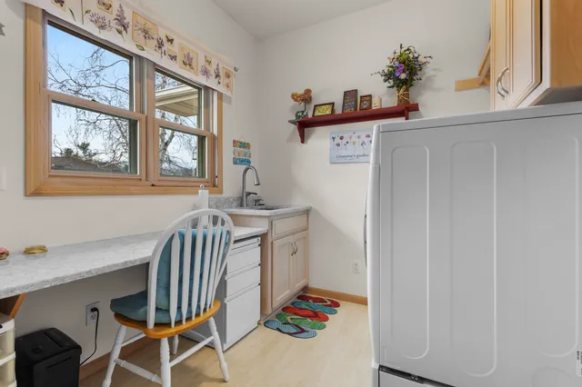 $550,000 | N4762 Bueno Vista Court, Krakow, WI 54137