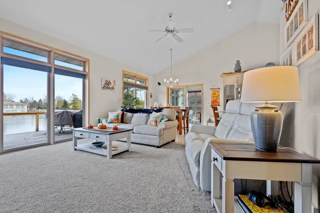 $550,000 | N4762 Bueno Vista Court, Krakow, WI 54137