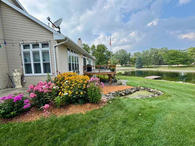 $550,000 | N4762 Bueno Vista Court, Krakow, WI 54137