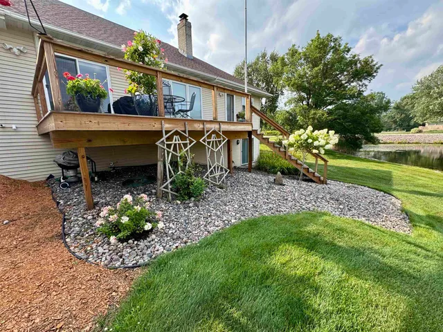 $550,000 | N4762 Bueno Vista Court, Krakow, WI 54137