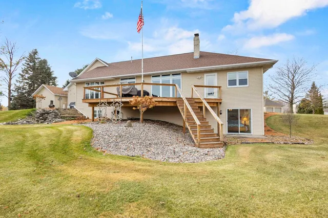 $550,000 | N4762 Bueno Vista Court, Krakow, WI 54137