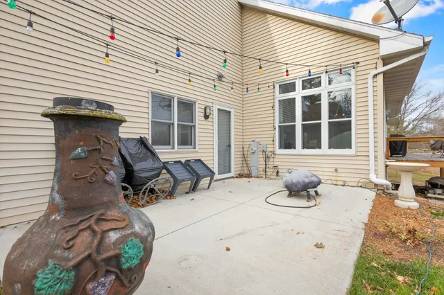 $550,000 | N4762 Bueno Vista Court, Krakow, WI 54137